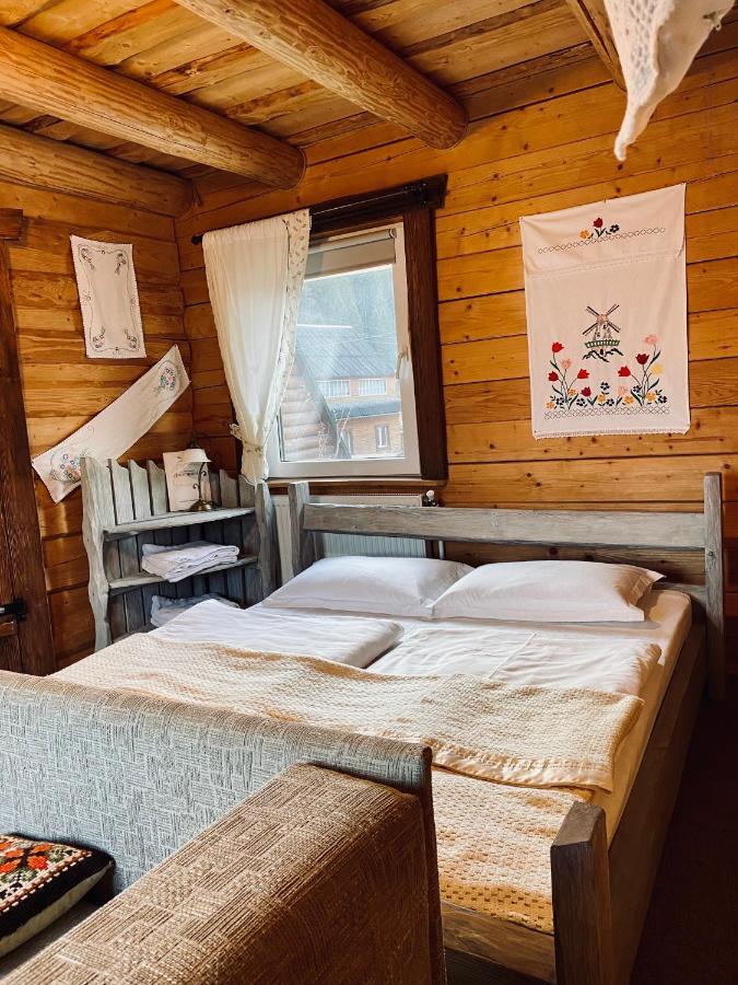 Guest House Anastasia Tatariv Extérieur photo
