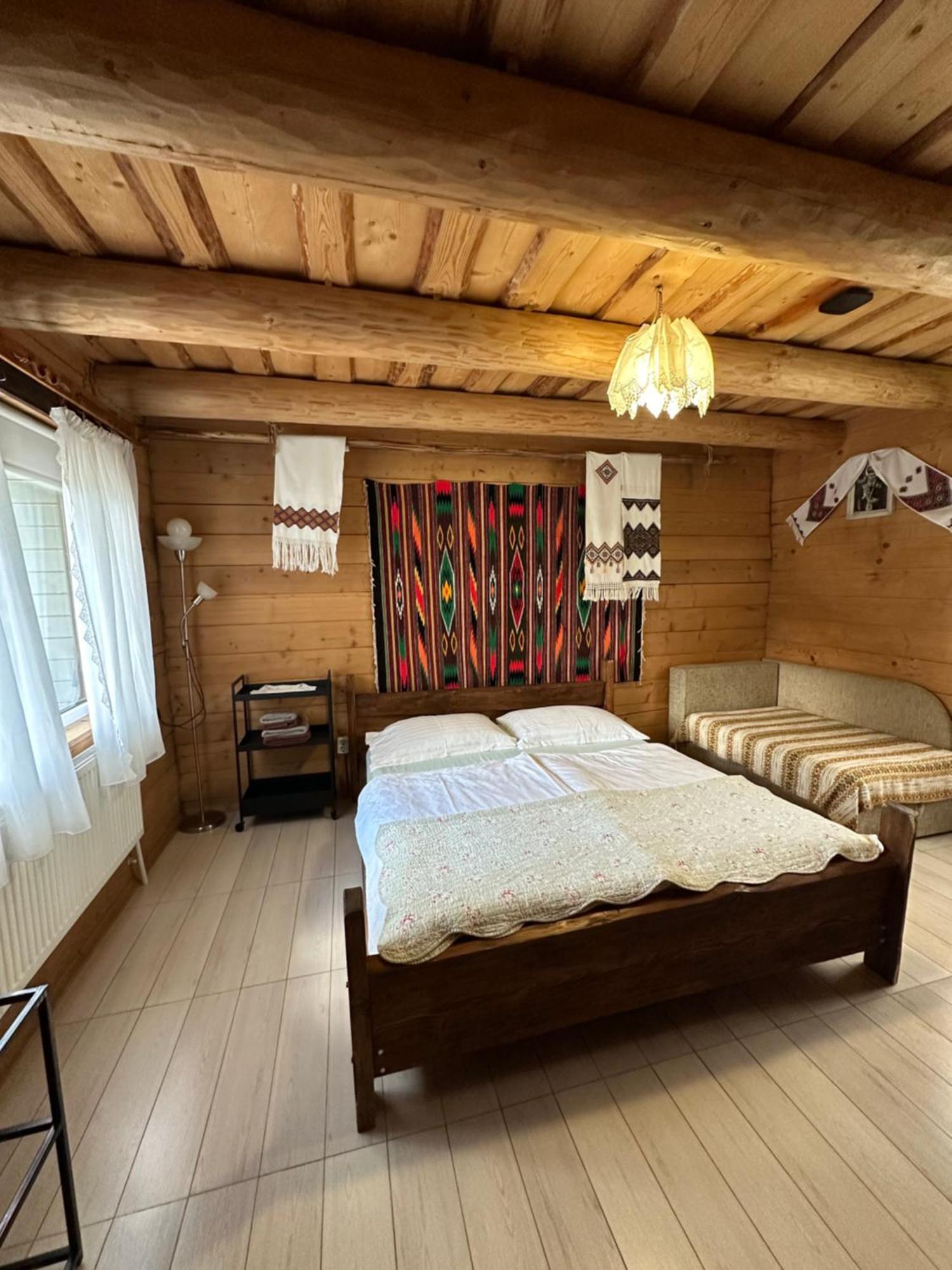 Guest House Anastasia Tatariv Extérieur photo
