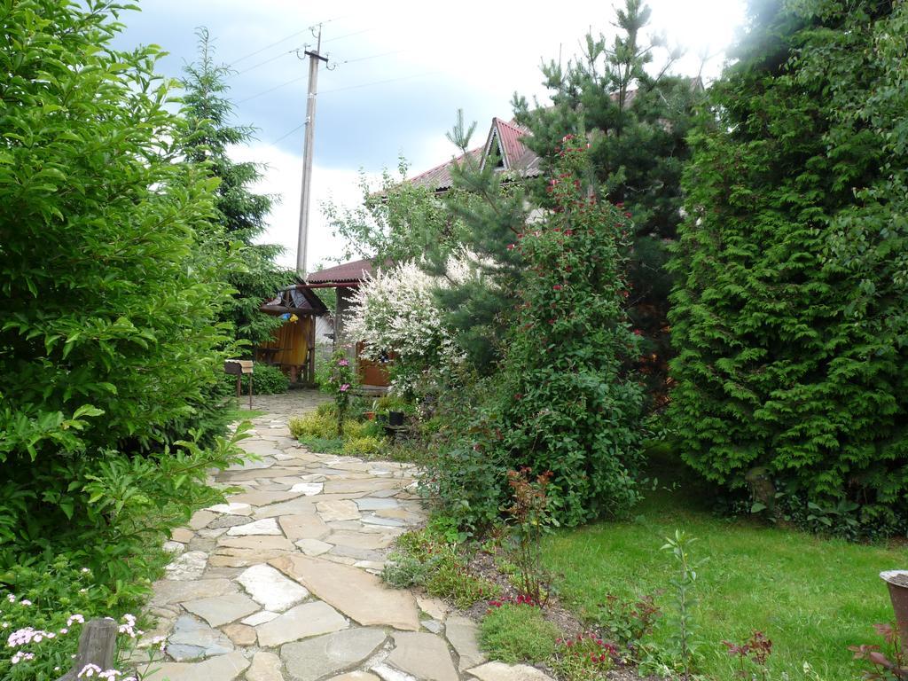 Guest House Anastasia Tatariv Extérieur photo