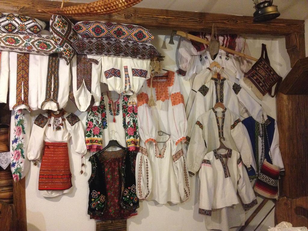 Guest House Anastasia Tatariv Extérieur photo