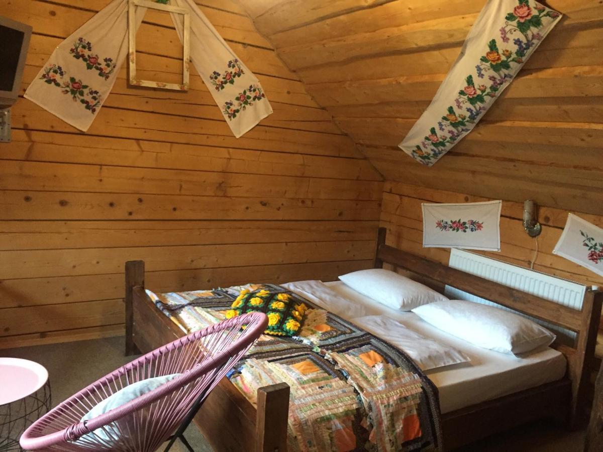 Guest House Anastasia Tatariv Extérieur photo